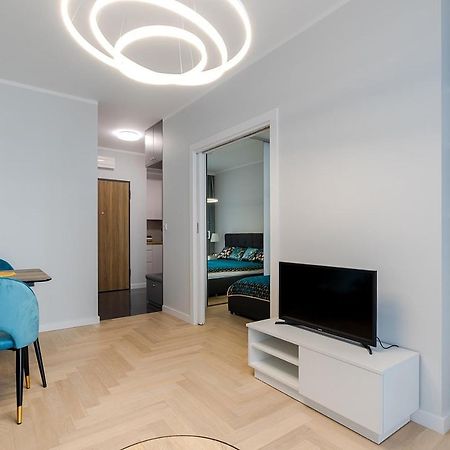 Wola Luxe Apartment Varsovie Extérieur photo