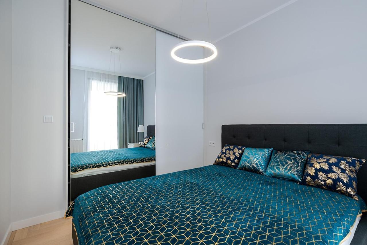 Wola Luxe Apartment Varsovie Extérieur photo